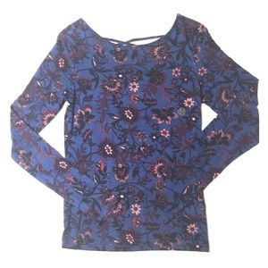 Women’s cute dress shirt!